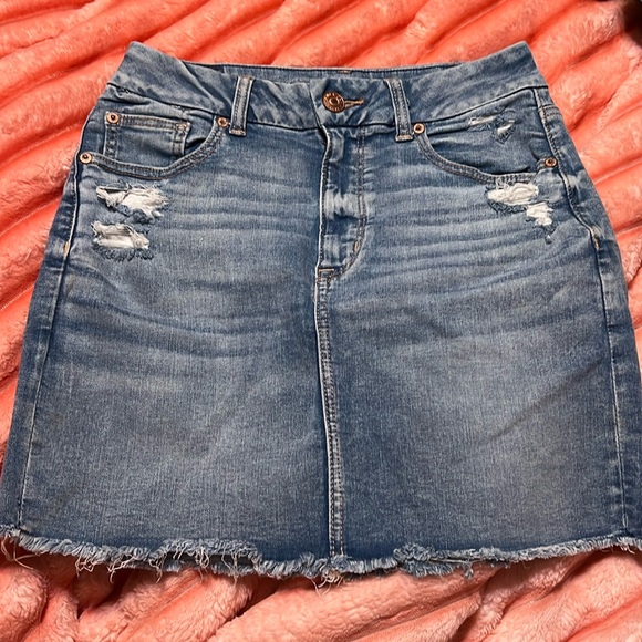 American Eagle NWOT Next Level Stretch Jean Skirt - Picture 1 of 7